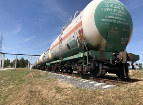 Железнодорожная сливо-наливная эстакада и железнодорожные весы